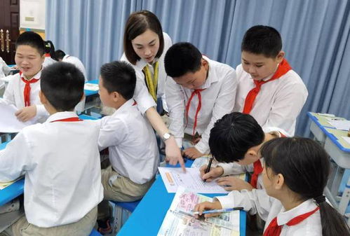 課后服務政策調整引熱議 家校如何合力破局？